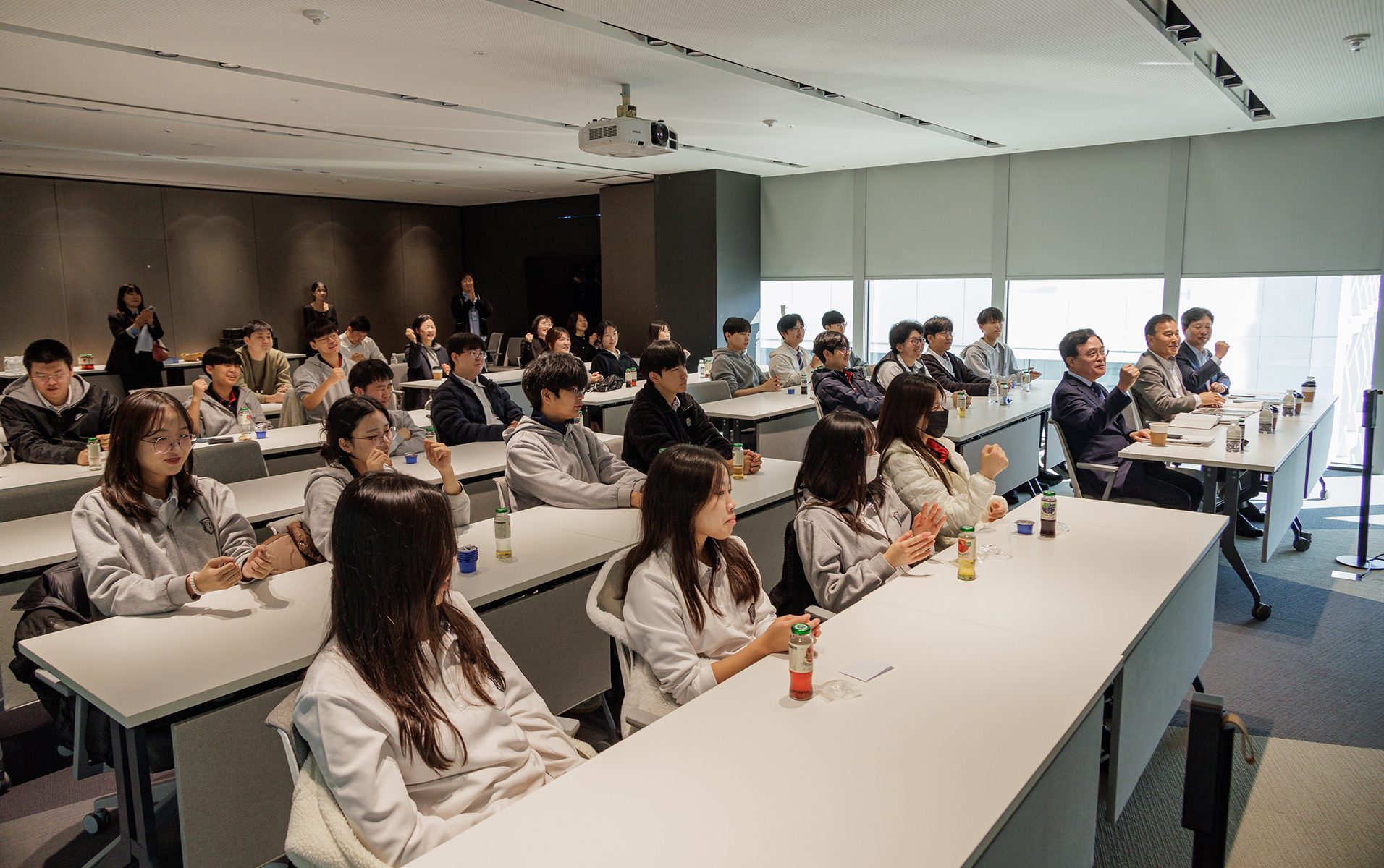  엑셈 신산업분야 현장수업형 진로 프로그램