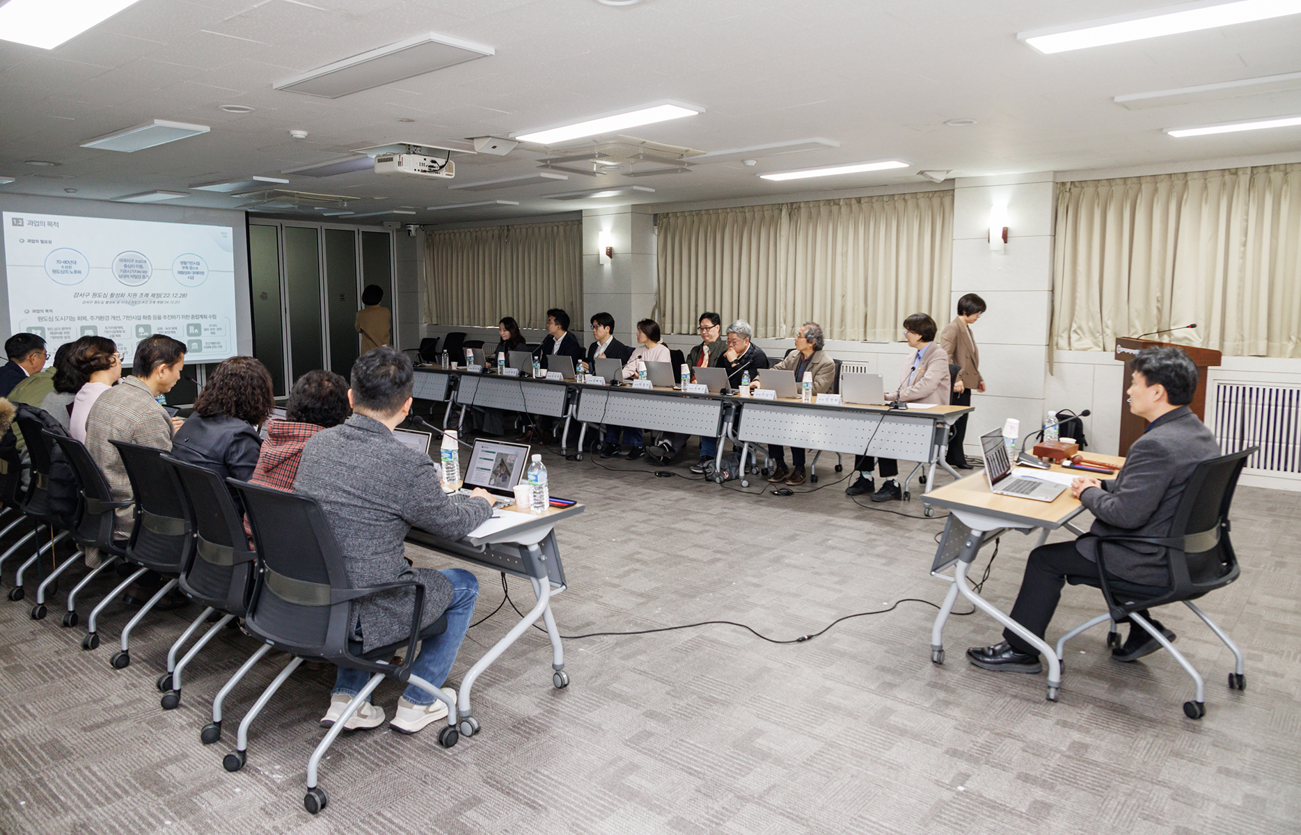  지역균형발전 자문위원회