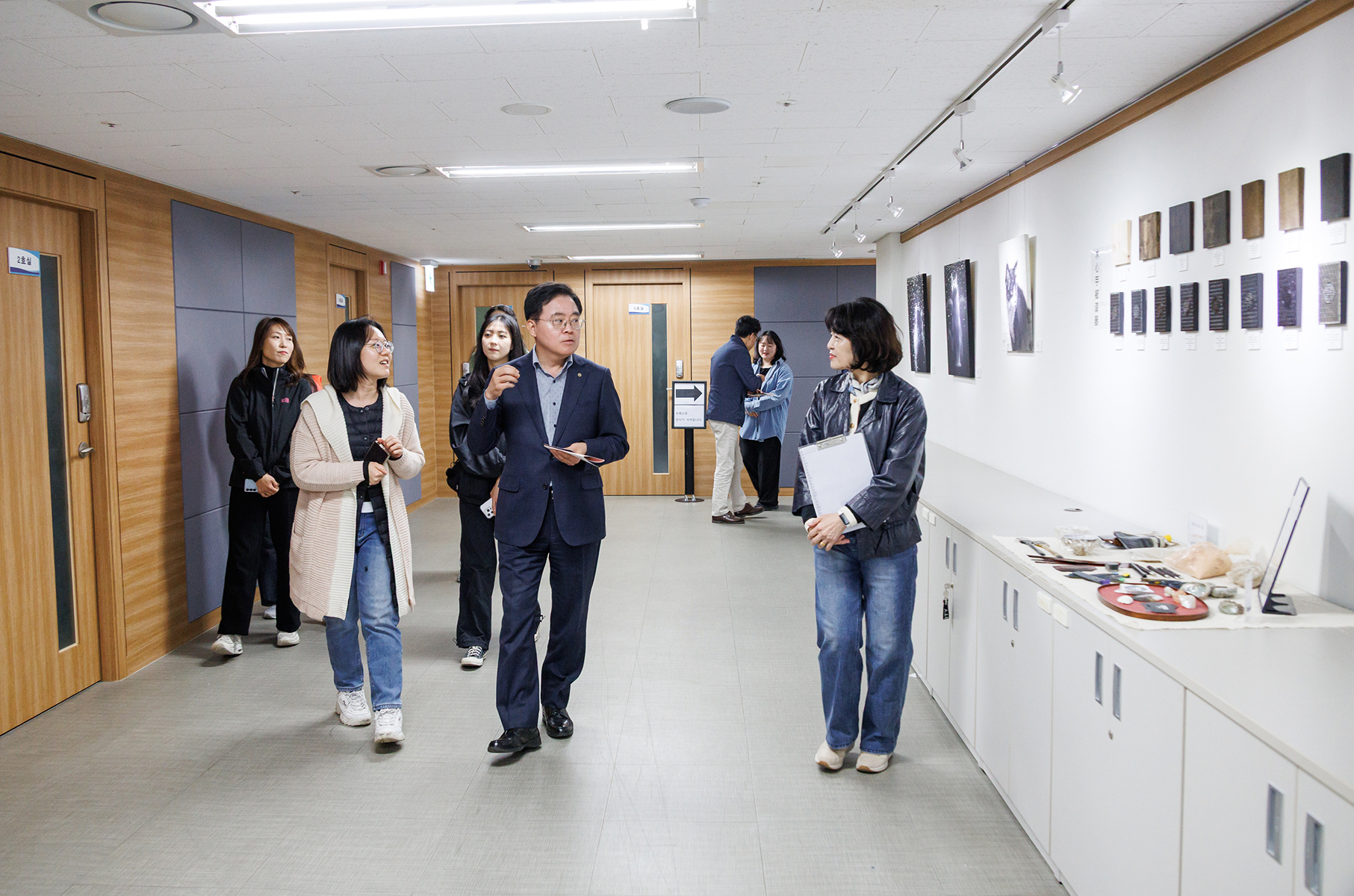  방화문화예술창작공간 봄빛별꽃 전시 방문